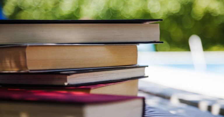 The Best Face Reading Books: 6 Classics Reviewed - and Tested Against Real Measurements
